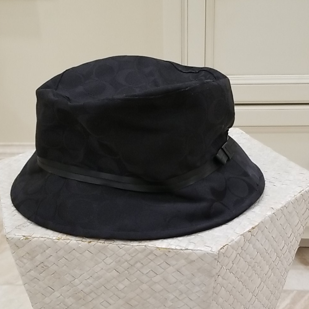 Coach hat